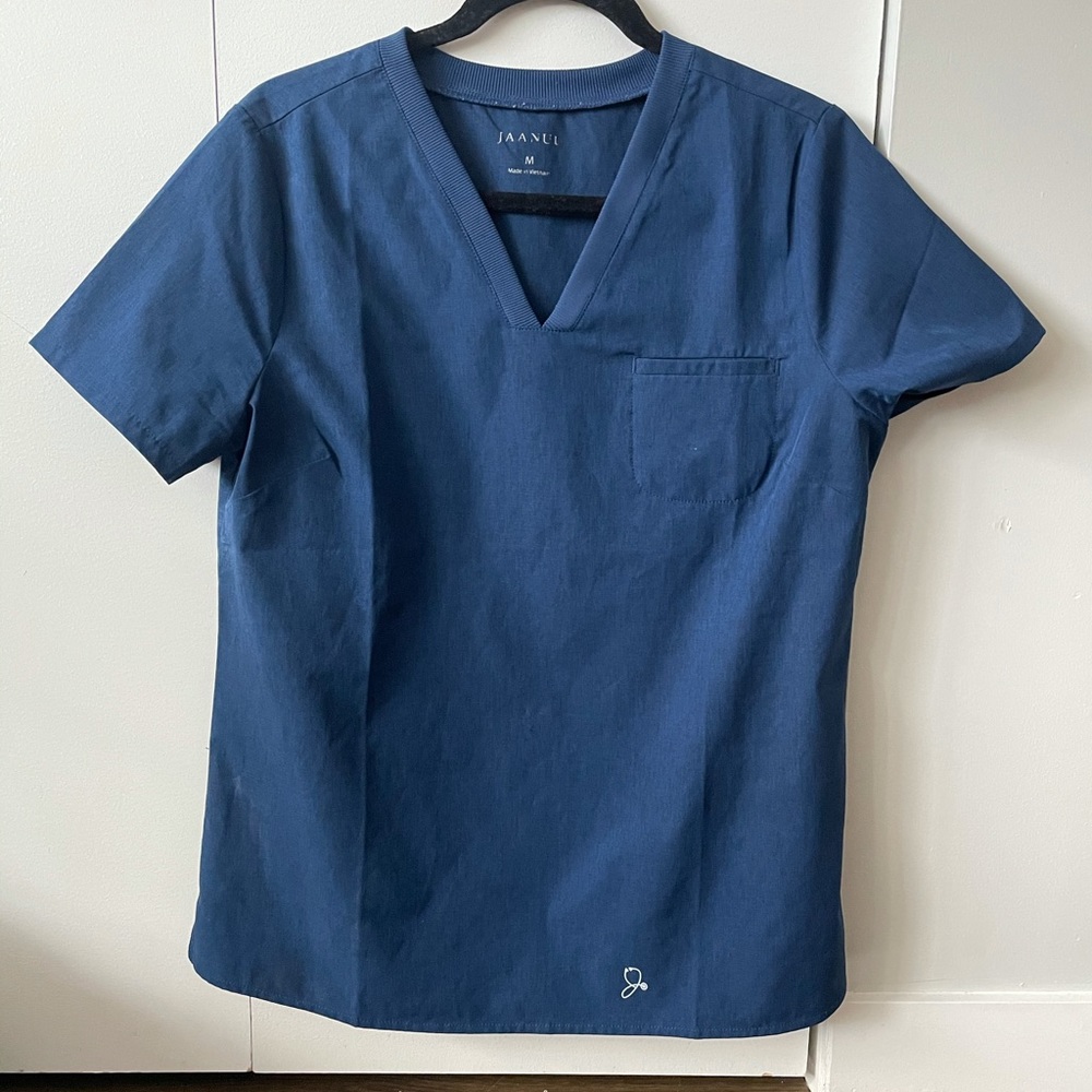 Jaanuu V neck Scrub Top